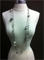 Crystals and pearls necklace